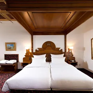 4* Hotel King's First